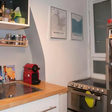 Apt For 4 With Balcony In The Heart Of Paris