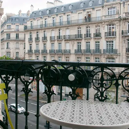Apt For 4 With Balcony In The Heart Of Paris Διαμέρισμα *